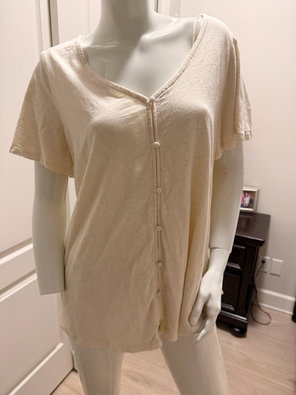 V-Neck Neutral Top - Picture 2 of 2